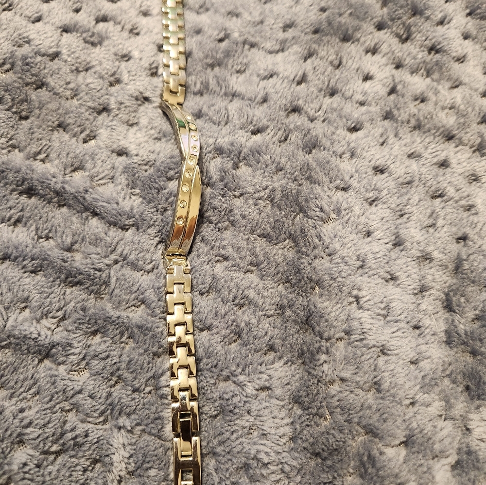 Cute silver bracelet
